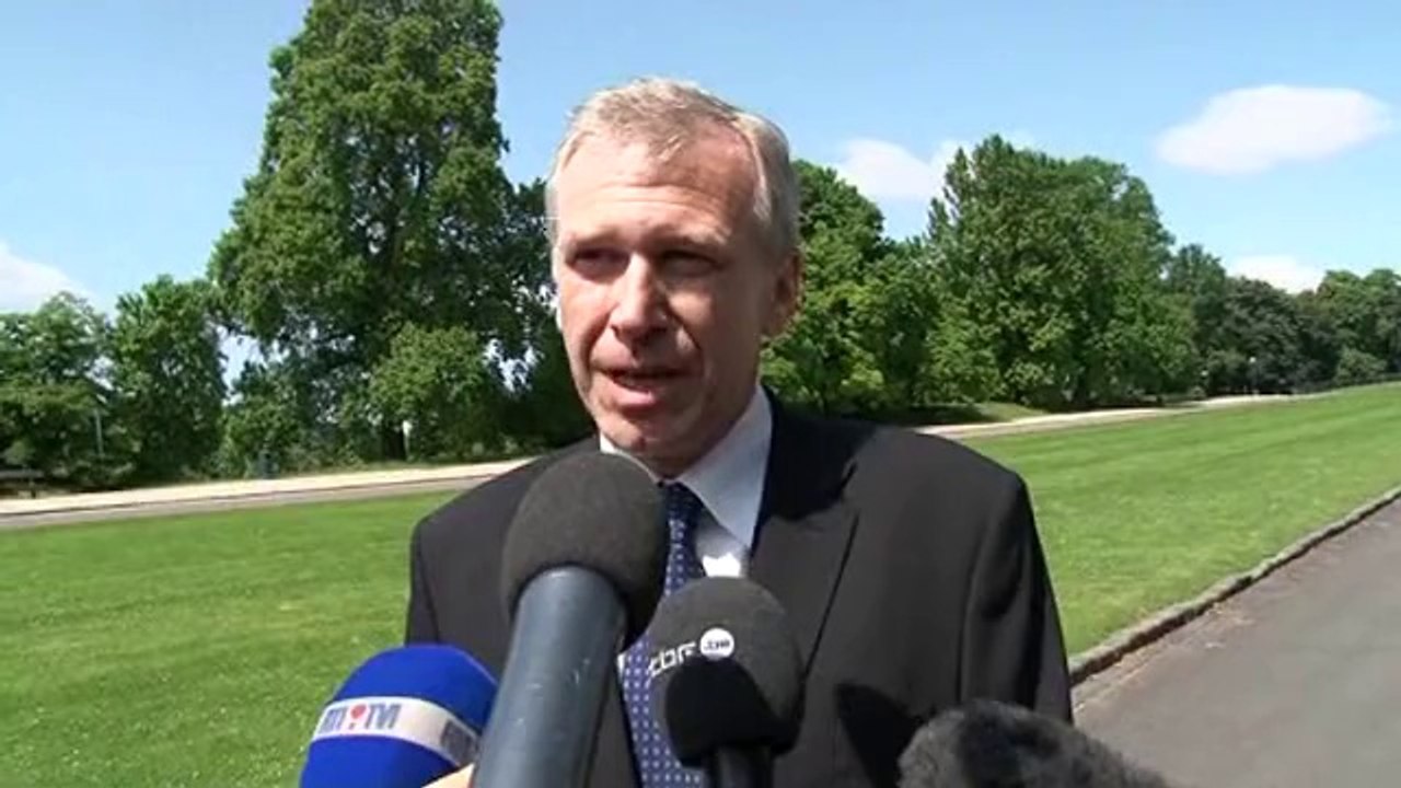 Le Roi reçoit ses anciens Premiers ministres: "C'est le bon moment pour partir"