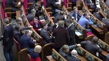 Ukraine: le chef du Parlement Tourtchinov nommé président par intérim
