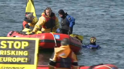 Action spectaculaire de Greenpeace à Fessenheim