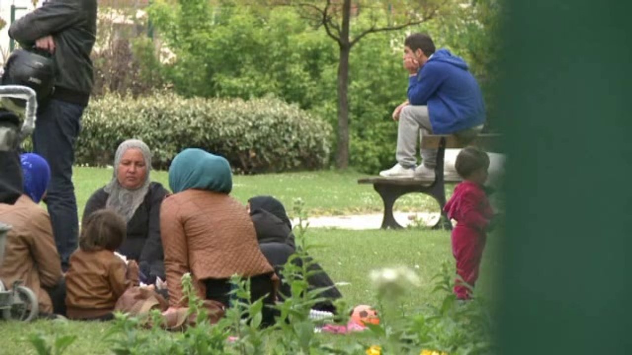 Après trois ans d'errance, un parc public pour des familles syriennes