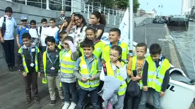 Mbo Mpenza soutient 26 projets extra-scolaires d'intégration