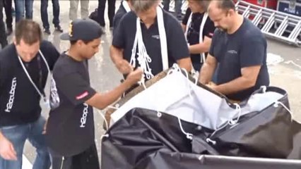 L'affiche du 67e Festival de Cannes déployée