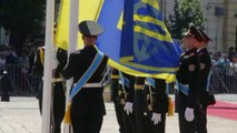 Petro Porochenko investi président d'Ukraine