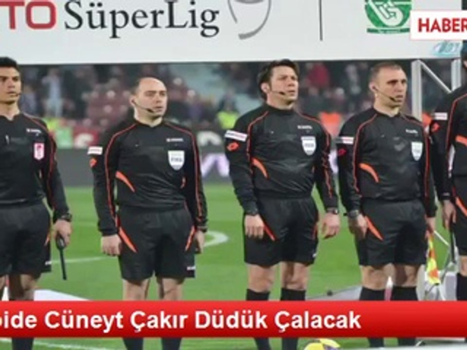 Ünal Aysal: Cüneyt Çakır, Galatasaray Konusunda Şaibelidir