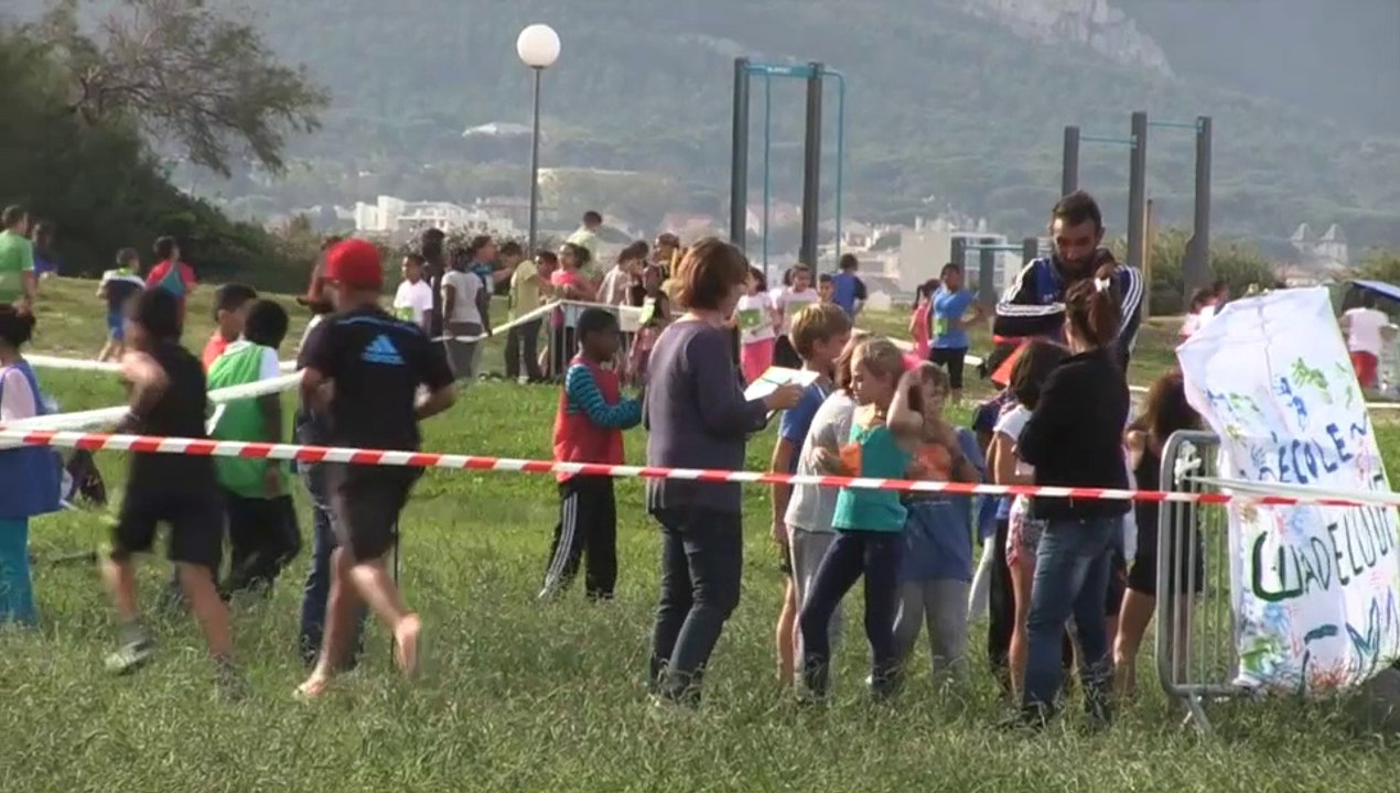 Marseille-Cassis : 2000 enfants sur les plages du Prado