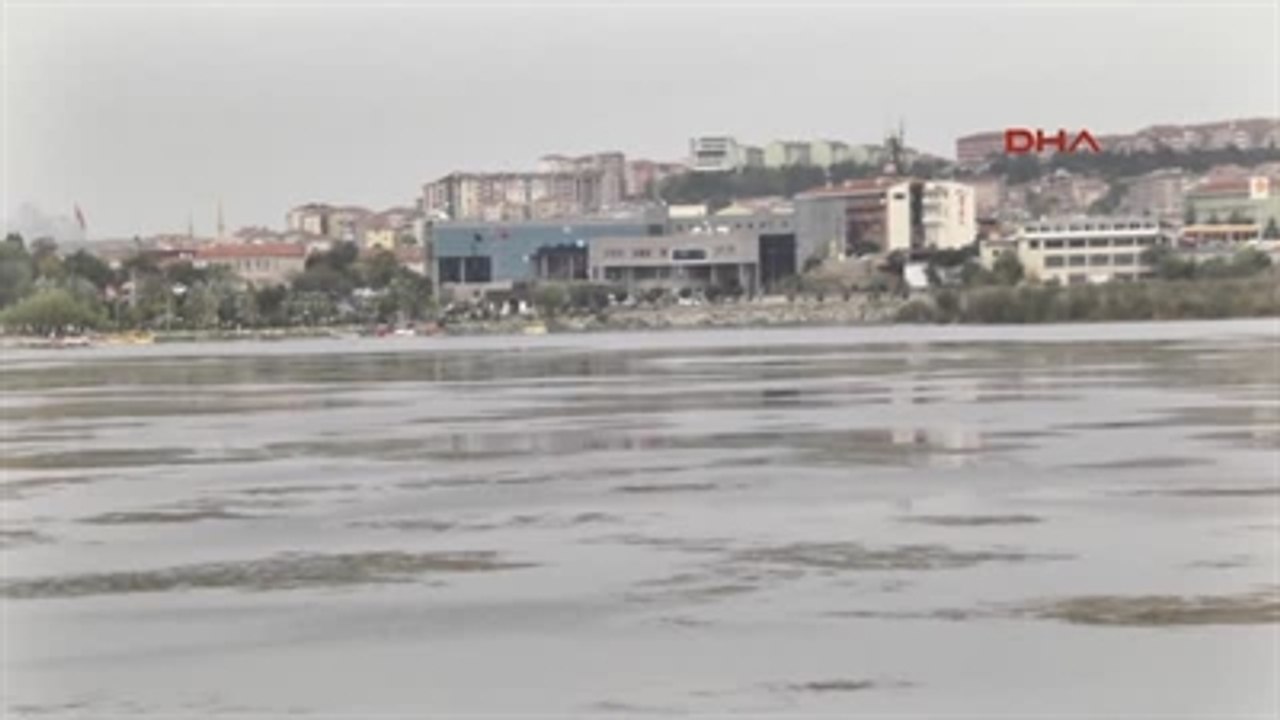 Gölbaşı Can Cekişen Mogan Gölü'nde Tekne ile Kirlilik Turu