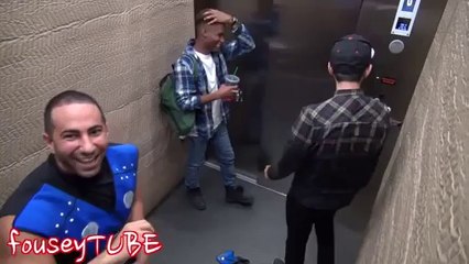 Asansörde Mortal Combat Şakası