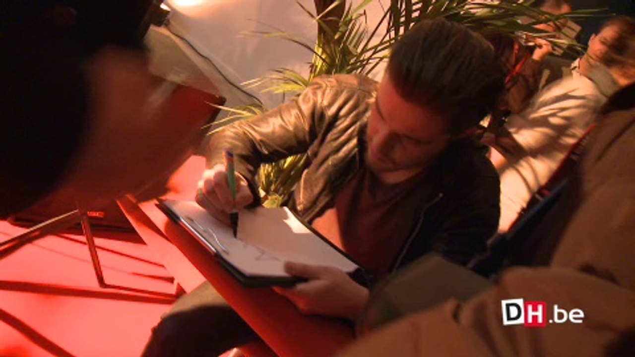 Julien Doré en showcase à la DH