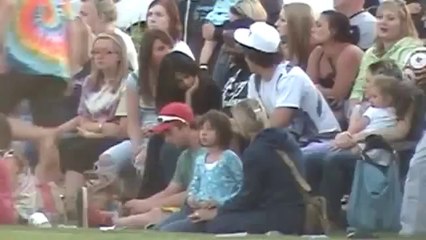 Justin Bieber se blesse en jouant au foot !