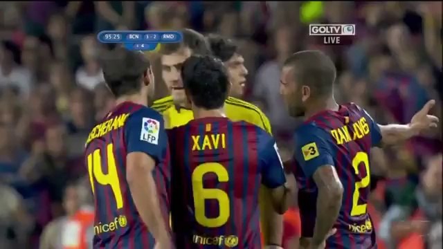 Marcelo Red Card vs Barcelona Fight Super Copa 2011