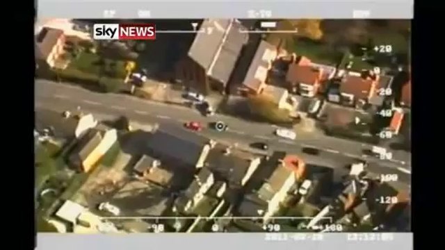 Folle course poursuite à contre-sens en Angleterre !