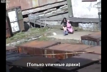 Une femme russe se fait attaquer par un ours blanc