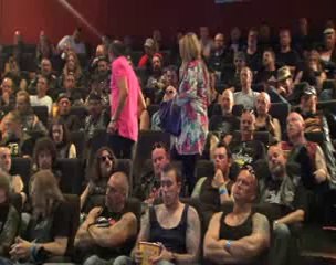 BUZZ: Carlsberg fait appel à des motards pour faire sa pub