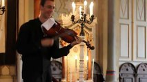 Il répond à la sonnerie d'un GSM pendant son concert avec son violon