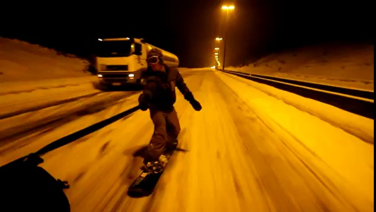 Il surfe sur l'E411