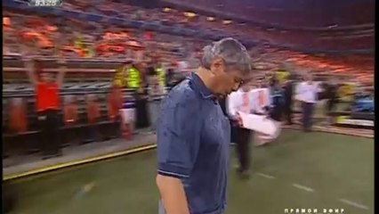 Mircea Lucescu n'aime pas le champagne