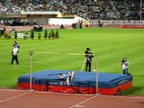 Ivan Ukhov, champion olympique du saut en hauteur, complètement bourré lors d'un concours