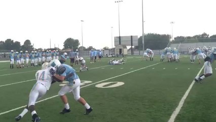 Football américain: il saute au dessus de son adversaire