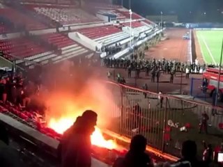 Les supporters du Zenit mettent le feu