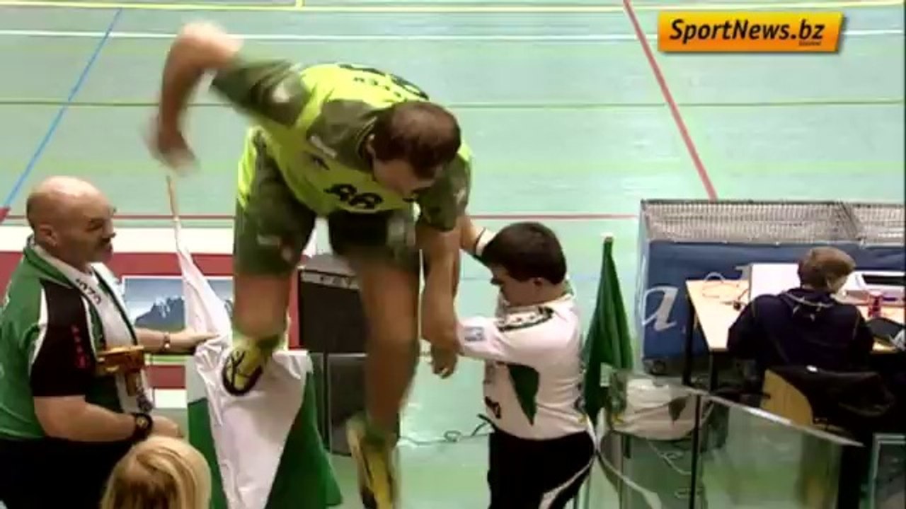 Le gros pétage de plomb d'un handballeur italien