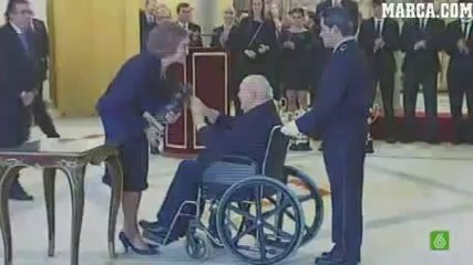 Ronaldo planque son chewing gum