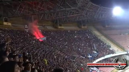 L'énorme tifo des supporters de Naples