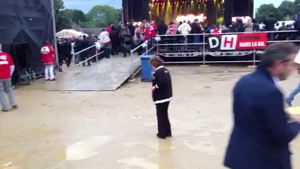 Ambiance au concert de Johnny à Namur