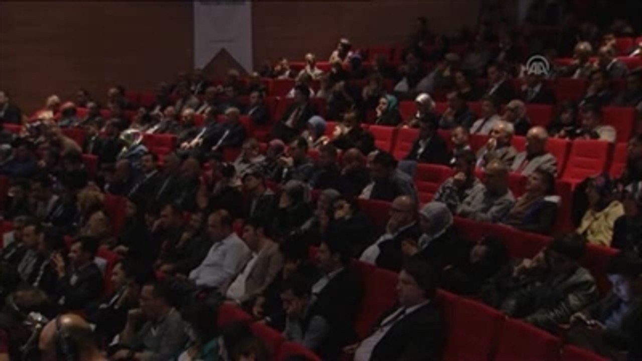 Davutoğlu: "Herkes Sussa Biz İnadına Gazze İnadına Filistin Diyeceğiz"