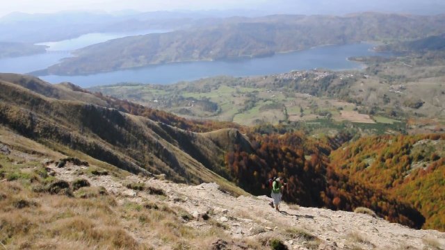 DOM.12-10-14: COLLE DEL VENTO(2020), MONTE DI MEZZO(2155) E LA MONTAGNOLA(2014)DAL LAGO DI CAMPOTOSTO IN ABRUZZO.