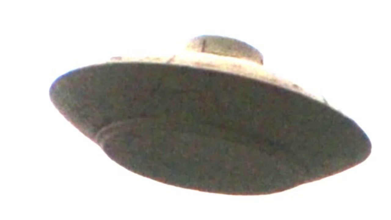 UFO .thirdphaseofmoon.Flying Saucer St.Tropez .14.10.2014