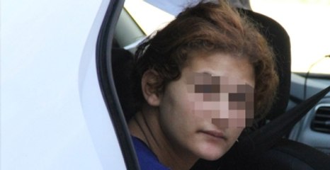 Kadın Hırsız, Yatak Odasında Ev Sahibine Yakalandı