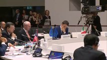 Milano - Renzi interviene alla Prima sessione del Vertice Asem (16.10.14)