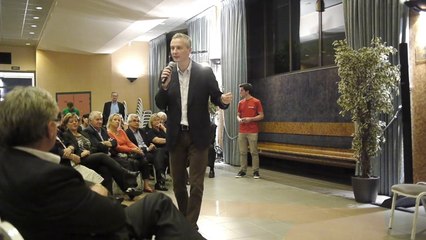 Descargar video: Bruno Le Maire invité de l'UMP Rueil-Malmaison - questions de la salle n°4