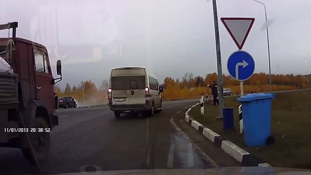 Pourquoi il faut mettre le ceinture ? Parce que !!!