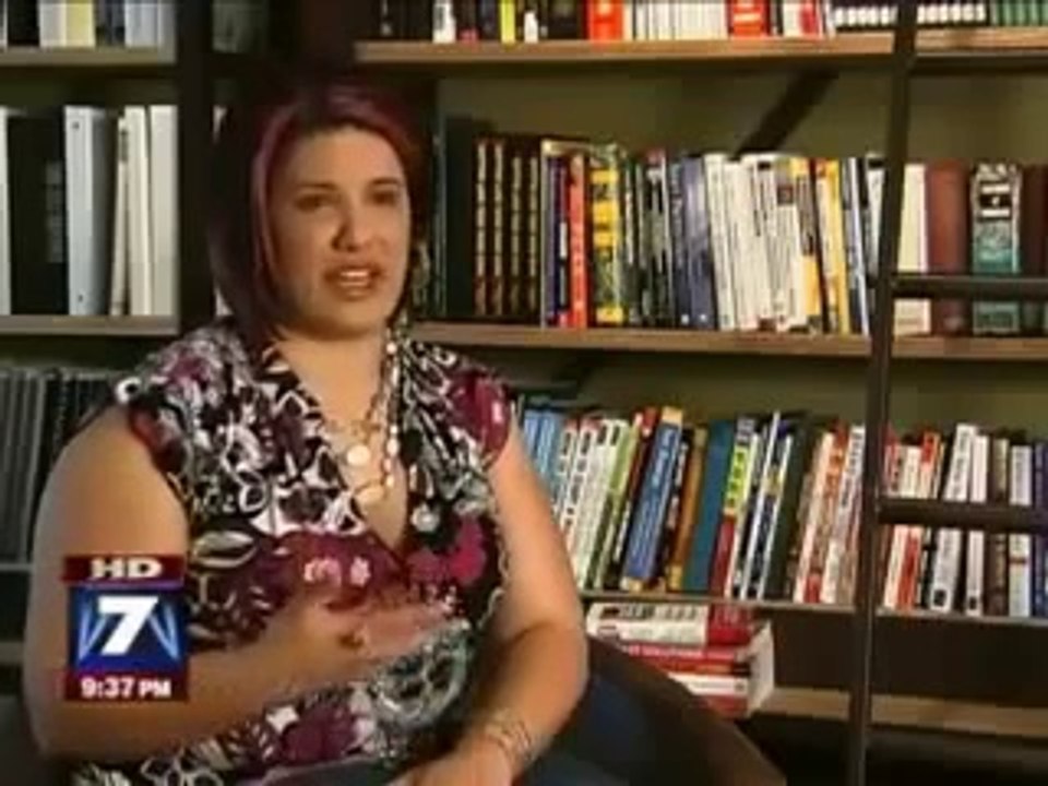 Paid Social Media Jobs Review-Get Paid to use Facebook And T