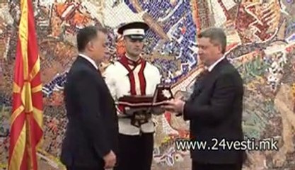 VELESILITE JA IZBEGNUVAAT MAKEDONIJA  17 10