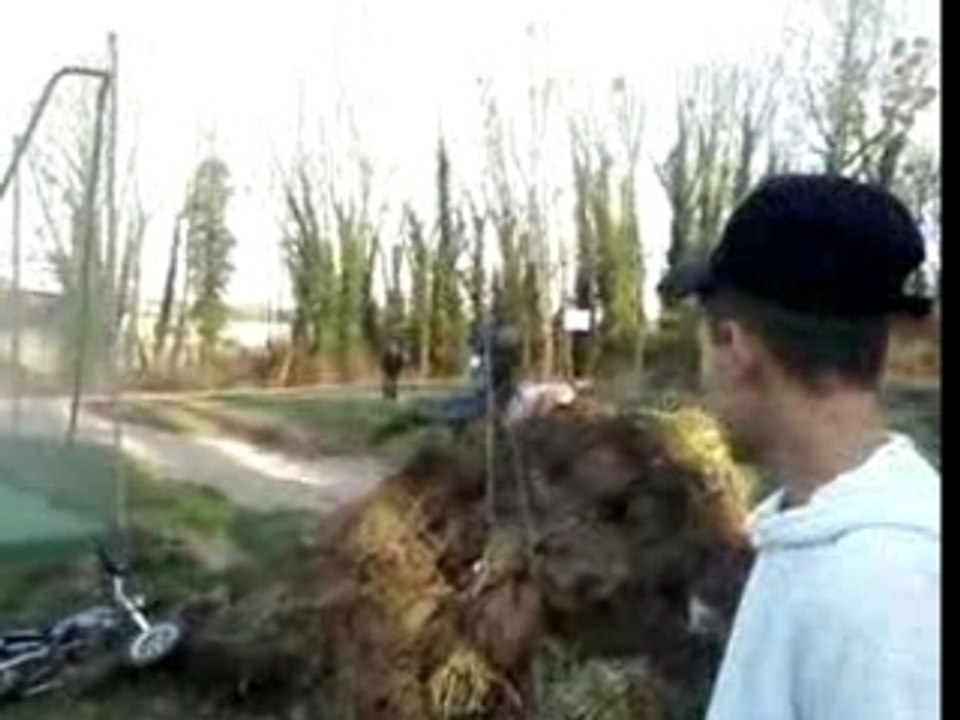 POCKET CHUT