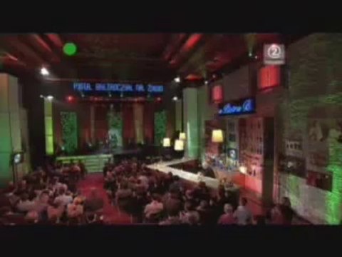 NEXT24.PL: C. Pazura - Nabijanie się z policji