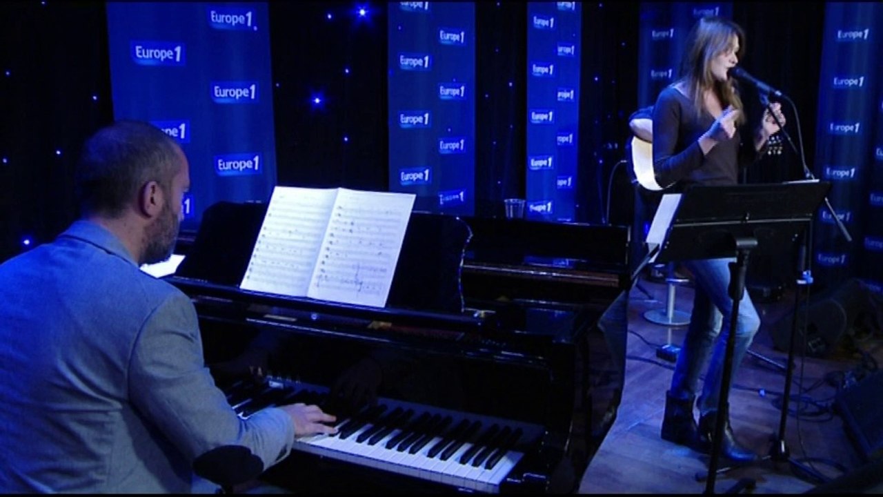 Carla Bruni interprète "Little French Songs"