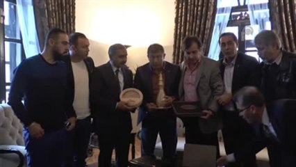 Futbolun Ustaları Geleceğin Yıldızlarıyla Buluşuyor" Projesi