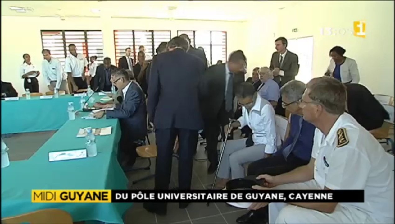 Najat Vallaud Belkacem à Université Guyane