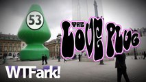 THE LOVE PLUG: Artist Erects Giant Butt Plug Statue In Paris. Did I Say Butt Plug? It's A Tree. It's Definitely A Tree. (It's A Butt Plug)