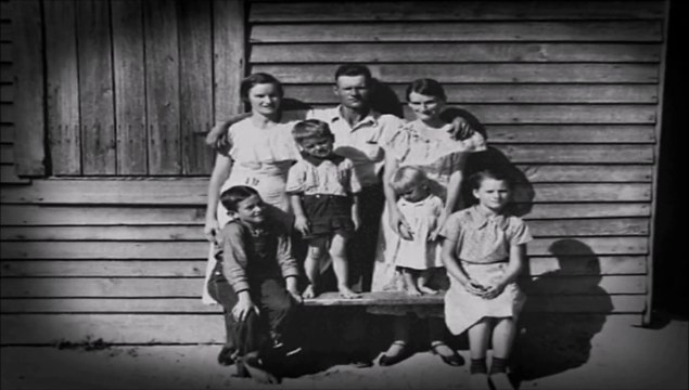 WOODY GUTHRIE: THIS MACHINE KILLS FASCISTS (1912-1967)