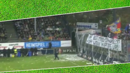 Top 10, Objets insolites jetés sur une pelouse de football