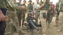 British troops train Kurdish fighters
