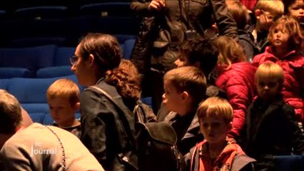 Des enfants au Festival International du Film de La Roche