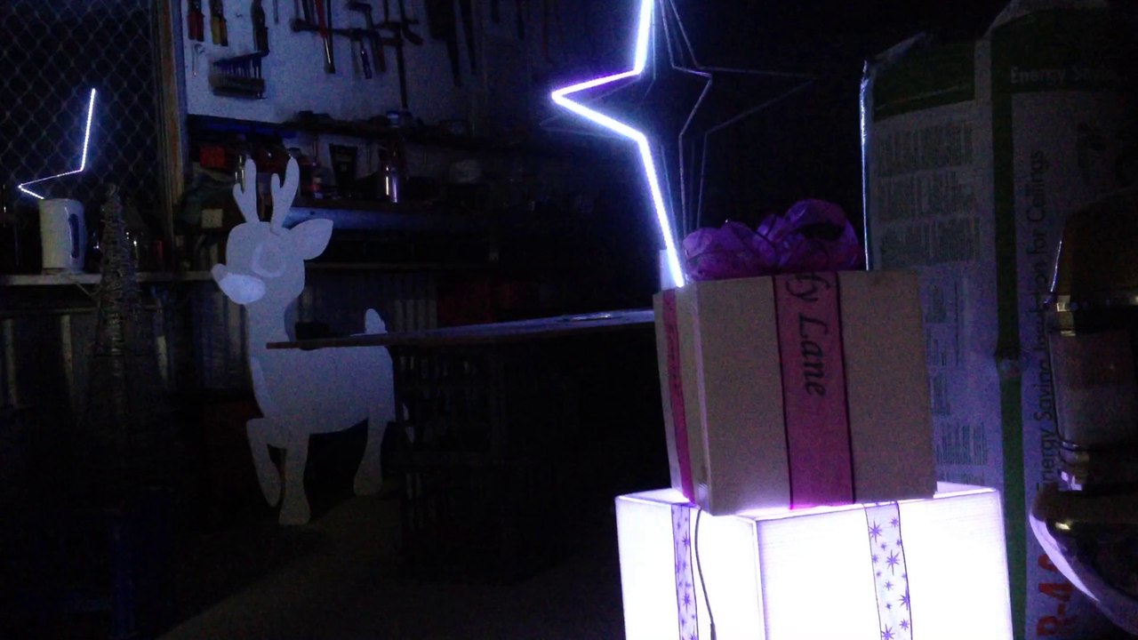 Mega tree topper and present test