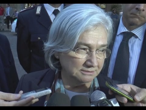 Napoli - Manovra, Bindi: ''Ok a taglio tasse, ma attenti ai servizi'' (17.10.14)