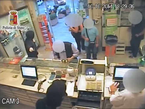 Palermo - Rapina due volte una farmacia, arrestato dopo inseguimento (17.10.14)