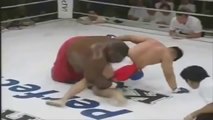 Huge fat 600 pounds boxer fighting 140 pound karate man-Debeli bokser 300 kila
